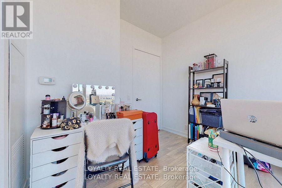 1710 - 5 Buttermill Avenue, Vaughan, Ontario  L4K 0J5 - Photo 21 - N12585254