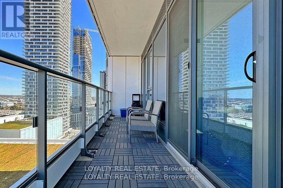 1710 - 5 Buttermill Avenue, Vaughan, Ontario  L4K 0J5 - Photo 26 - N12585254