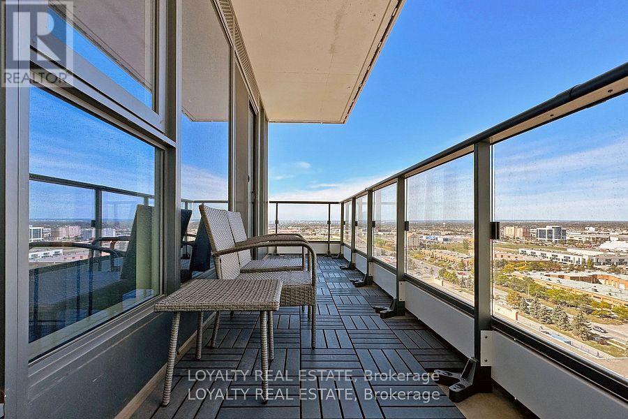 1710 - 5 Buttermill Avenue, Vaughan, Ontario  L4K 0J5 - Photo 31 - N12585254