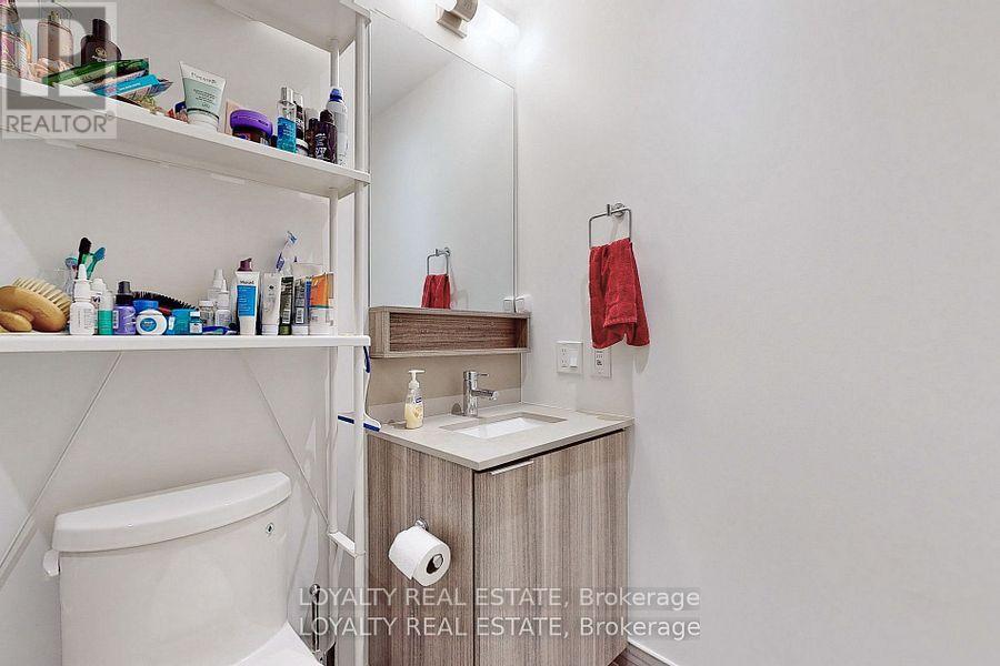 1710 - 5 Buttermill Avenue, Vaughan, Ontario  L4K 0J5 - Photo 9 - N12585254