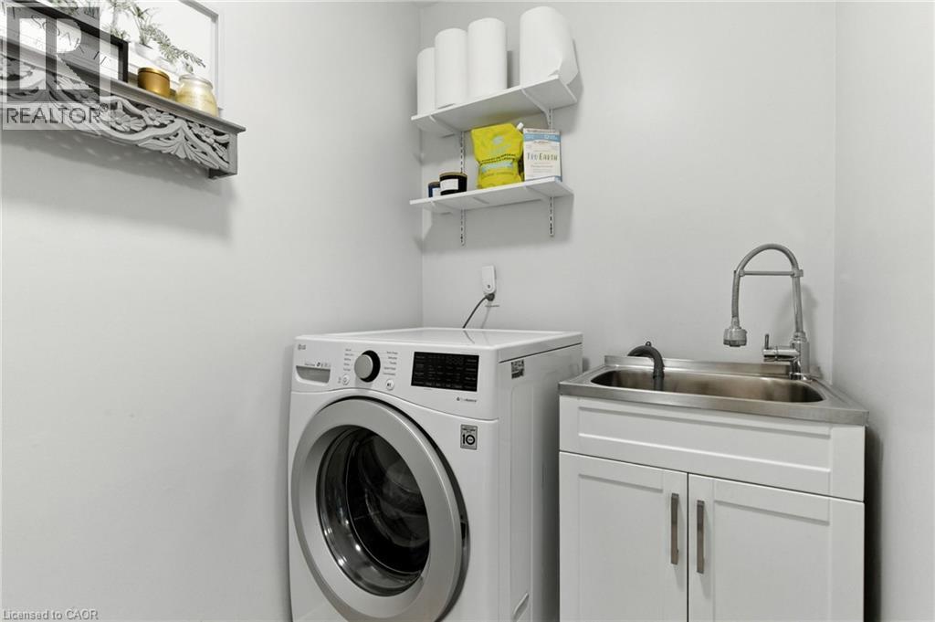 7 Trudy Court, Dundas, Ontario  L9H 5P6 - Photo 22 - 40771005