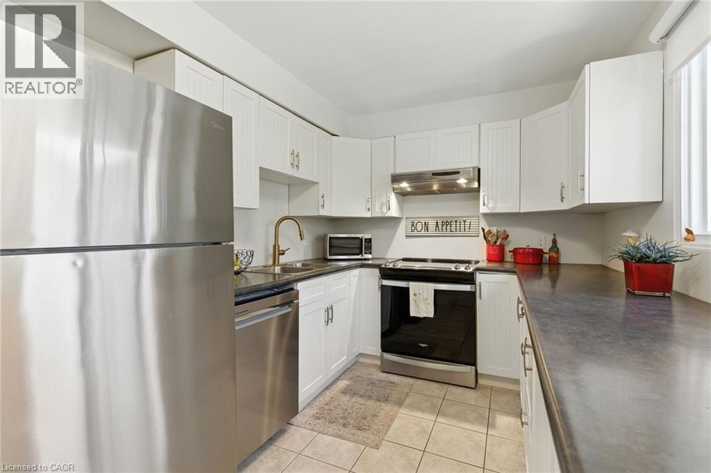 7 Trudy Court, Dundas, Ontario  L9H 5P6 - Photo 20 - 40771005