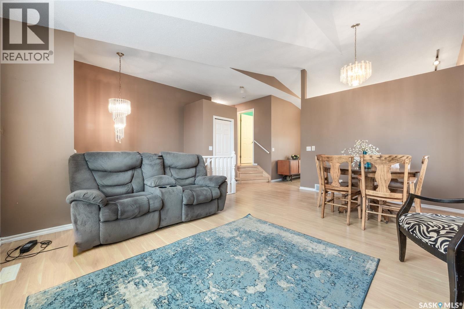 9 644 Heritage Lane, Saskatoon, Saskatchewan  S7H 5P8 - Photo 4 - SK024103