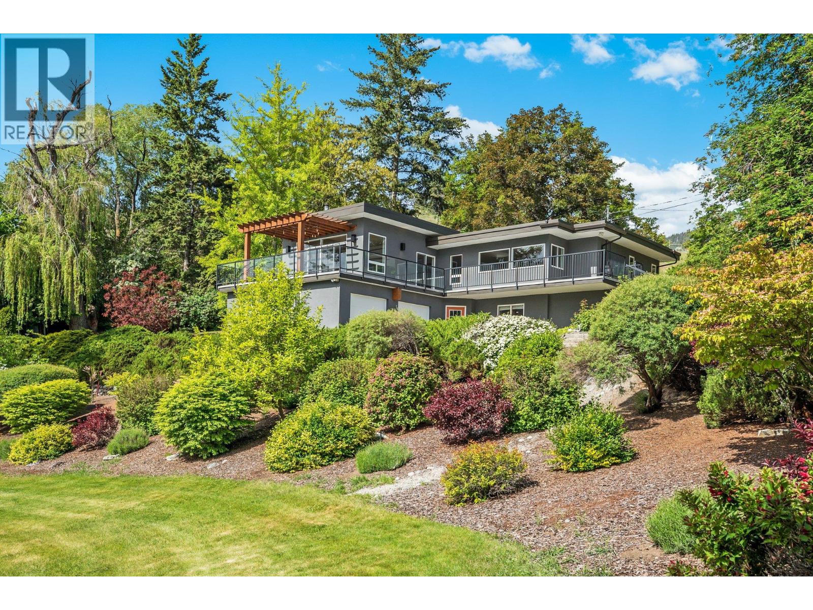 220 West Bench Drive, Penticton, British Columbia