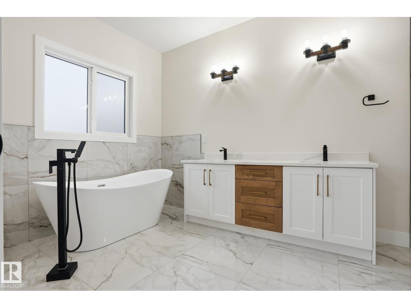 10727 65 St Nw, Edmonton, Alberta  T6A 2P3 - Photo 16 - E4466105