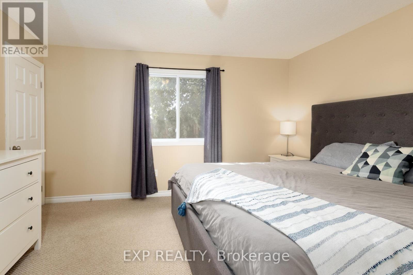 32 Scourfield Drive, Ingersoll, Ontario  N5C 0A4 - Photo 15 - X12585432