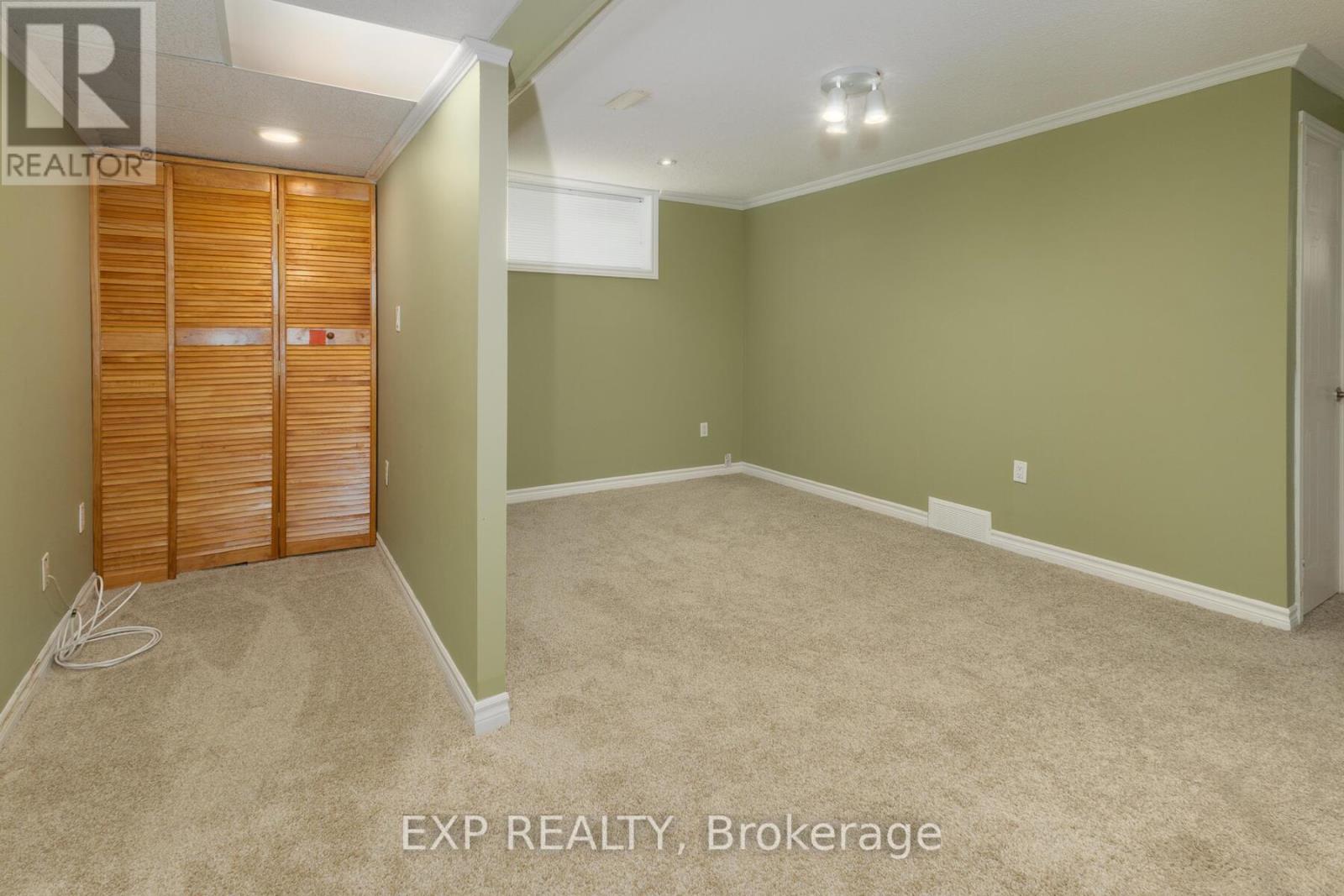 32 Scourfield Drive, Ingersoll, Ontario  N5C 0A4 - Photo 25 - X12585432