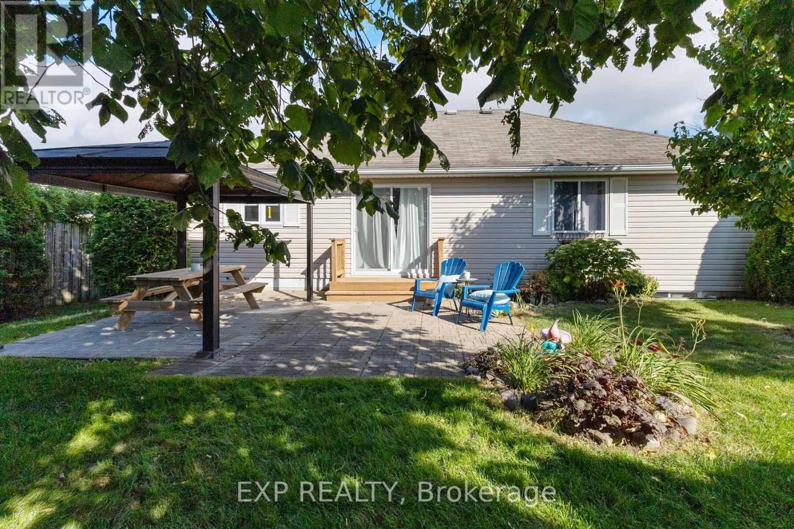 32 Scourfield Drive, Ingersoll, Ontario  N5C 0A4 - Photo 29 - X12585432