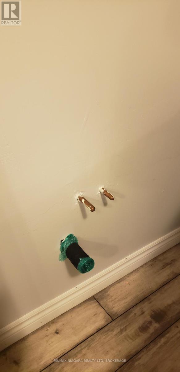 9147 Hendershot Boulevard, Niagara Falls, Ontario L2H 0E3 - Photo 29 - X12560784