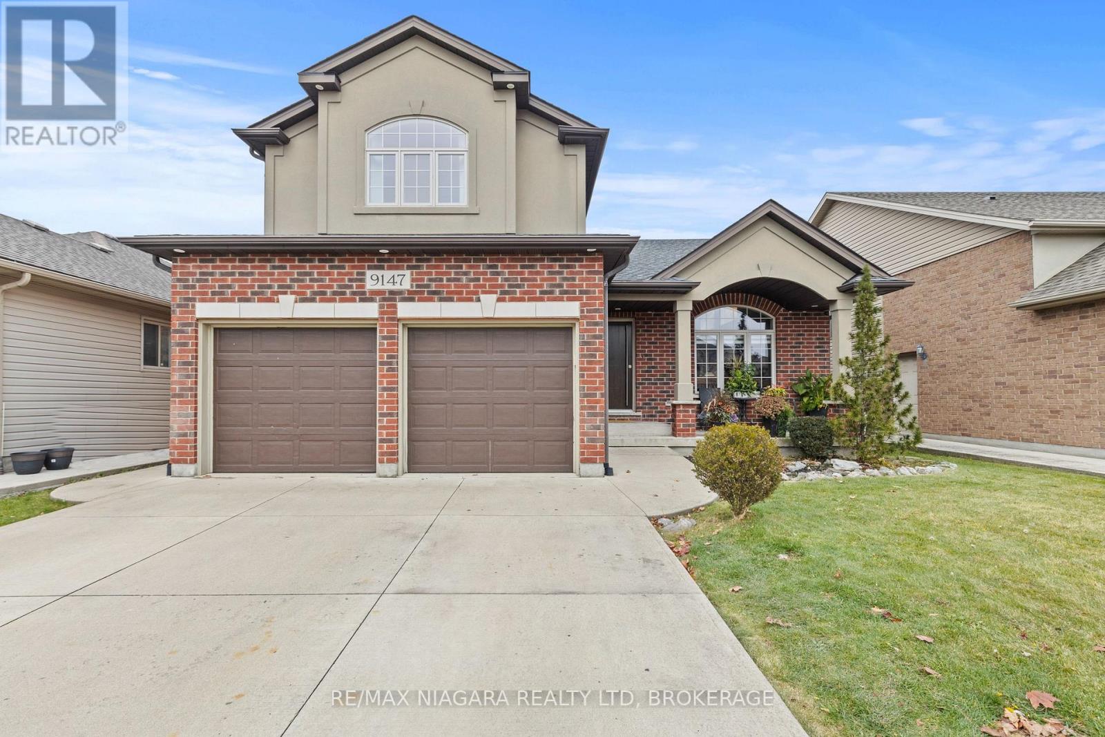 9147 Hendershot Boulevard, Niagara Falls, Ontario L2H 0E3 - Photo 37 - X12560784