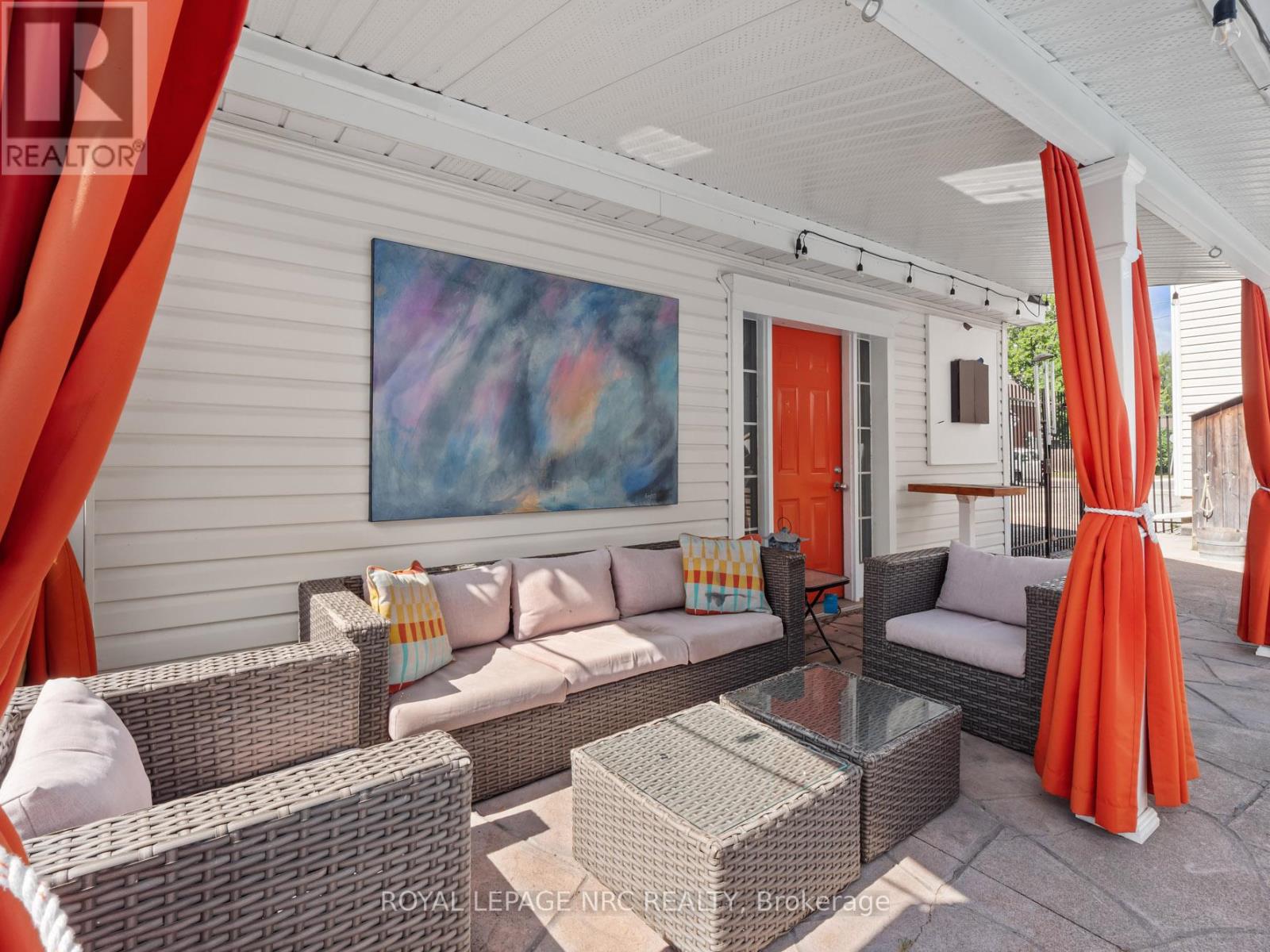 3920 Main Street, Niagara Falls, Ontario  L2G 6B6 - Photo 34 - X12377940