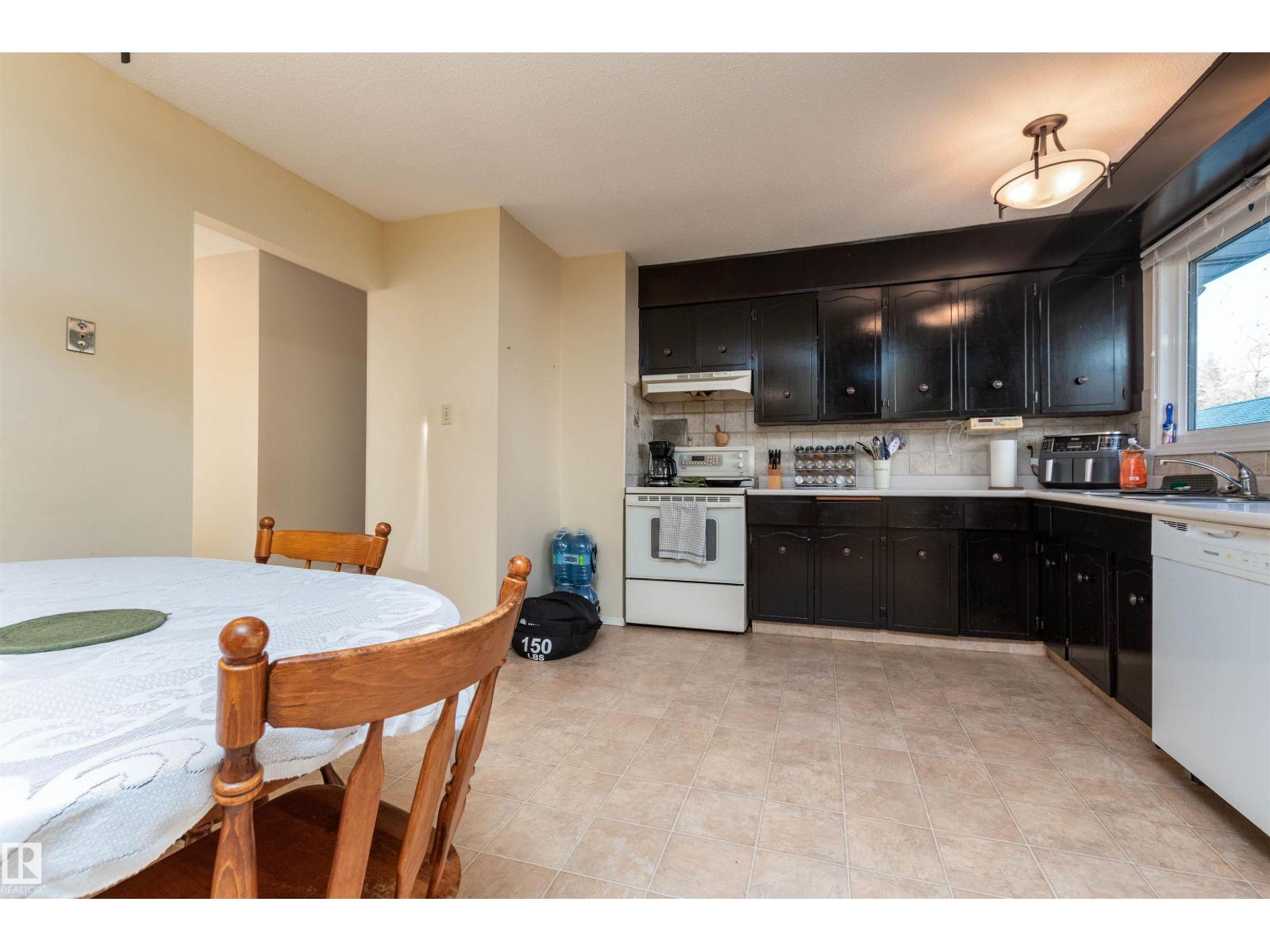 32 Groveland Rd, Sherwood Park, Alberta  T8A 3G6 - Photo 13 - E4466965