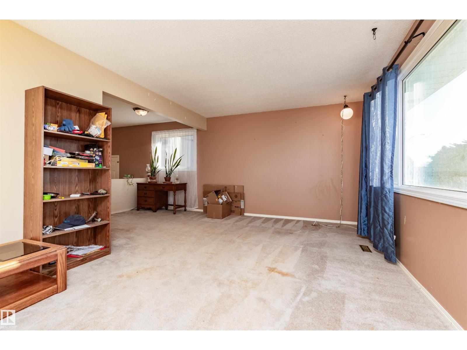 32 Groveland Rd, Sherwood Park, Alberta  T8A 3G6 - Photo 2 - E4466965