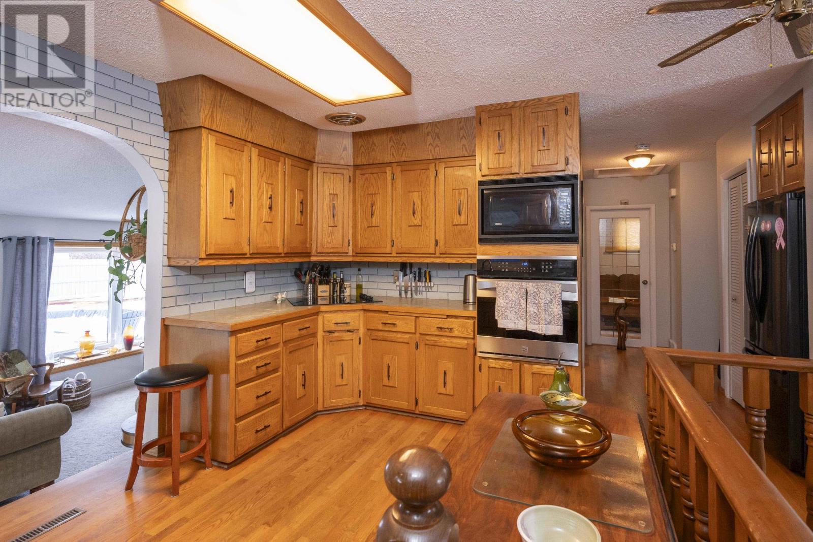 327 Ford St N, Thunder Bay, Ontario  P7C 4L6 - Photo 12 - TB253577