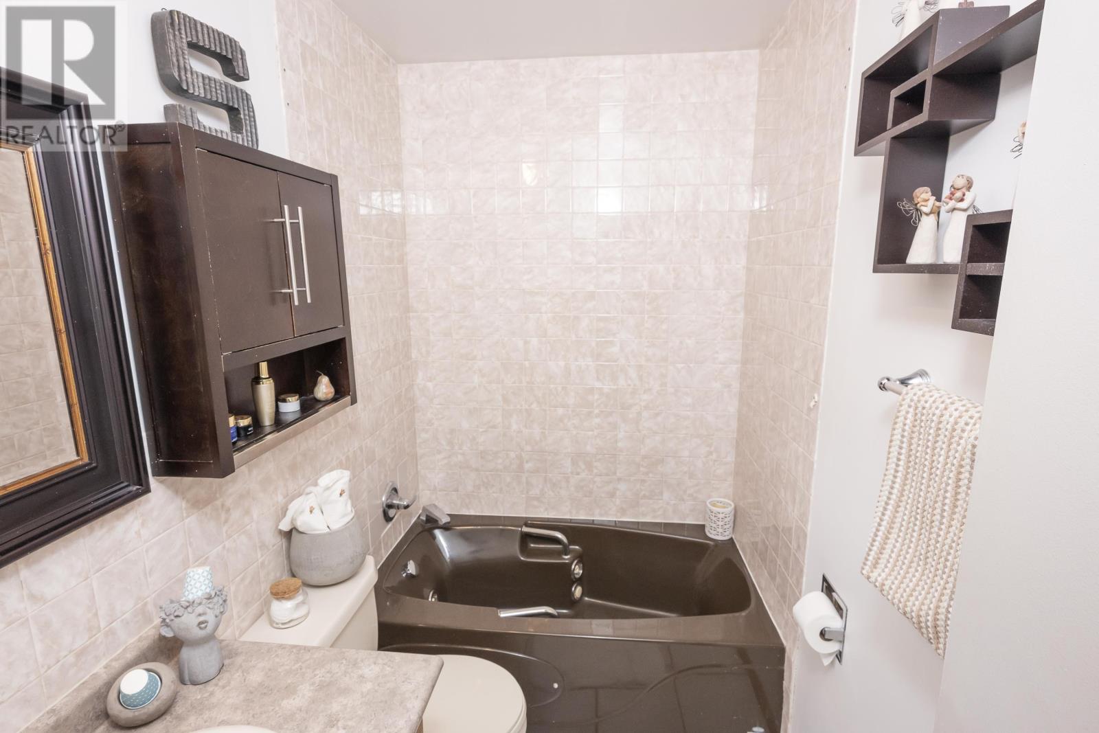 327 Ford St N, Thunder Bay, Ontario  P7C 4L6 - Photo 23 - TB253577