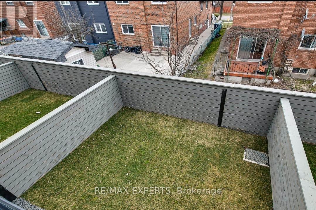 5 Antonio Court, Toronto, Ontario  M9L 0A4 - Photo 2 - W12585176