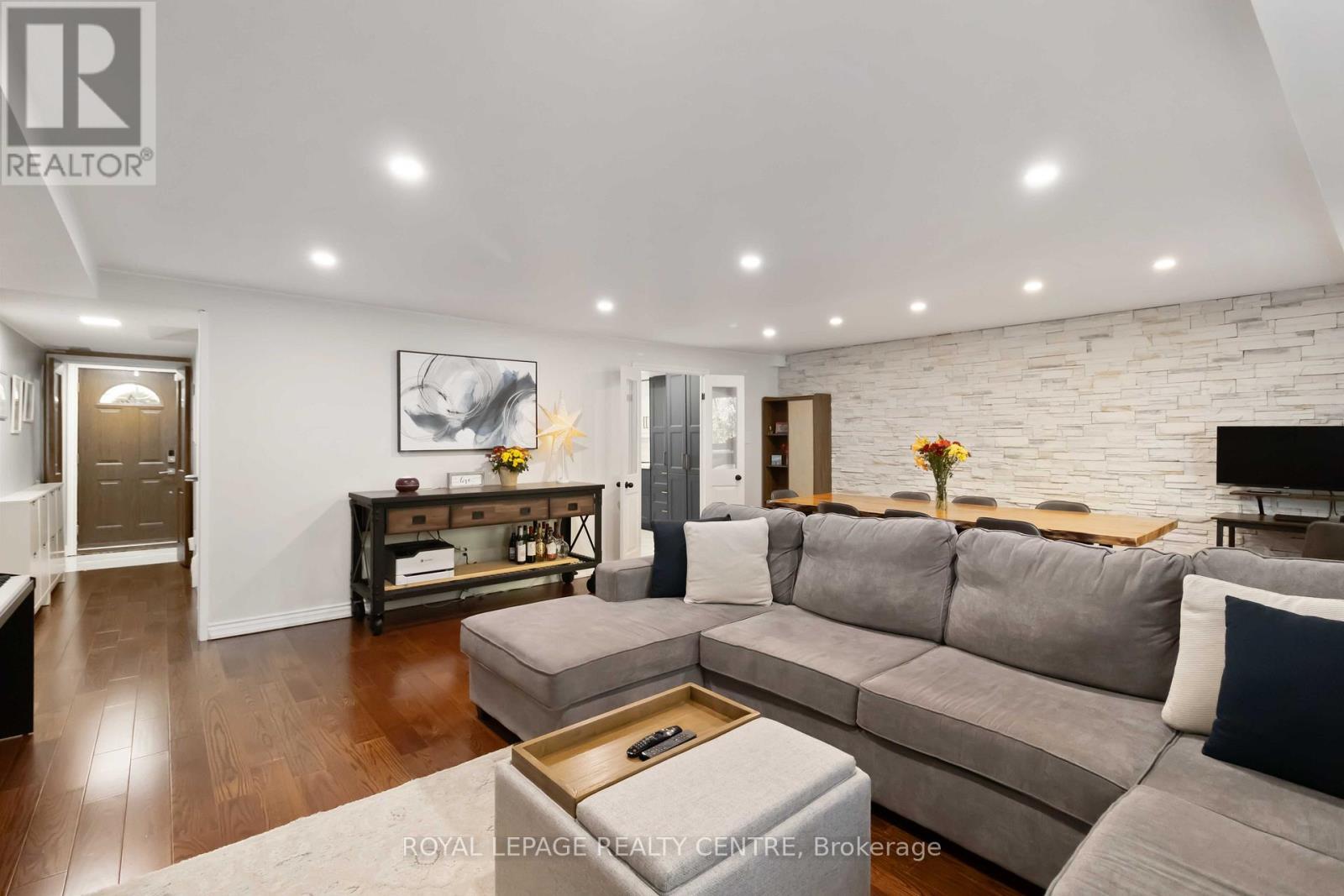 34 - 1330 Mississauga Valley Boulevard, Mississauga, Ontario L5A 3T1 - Photo 7 - W12585192