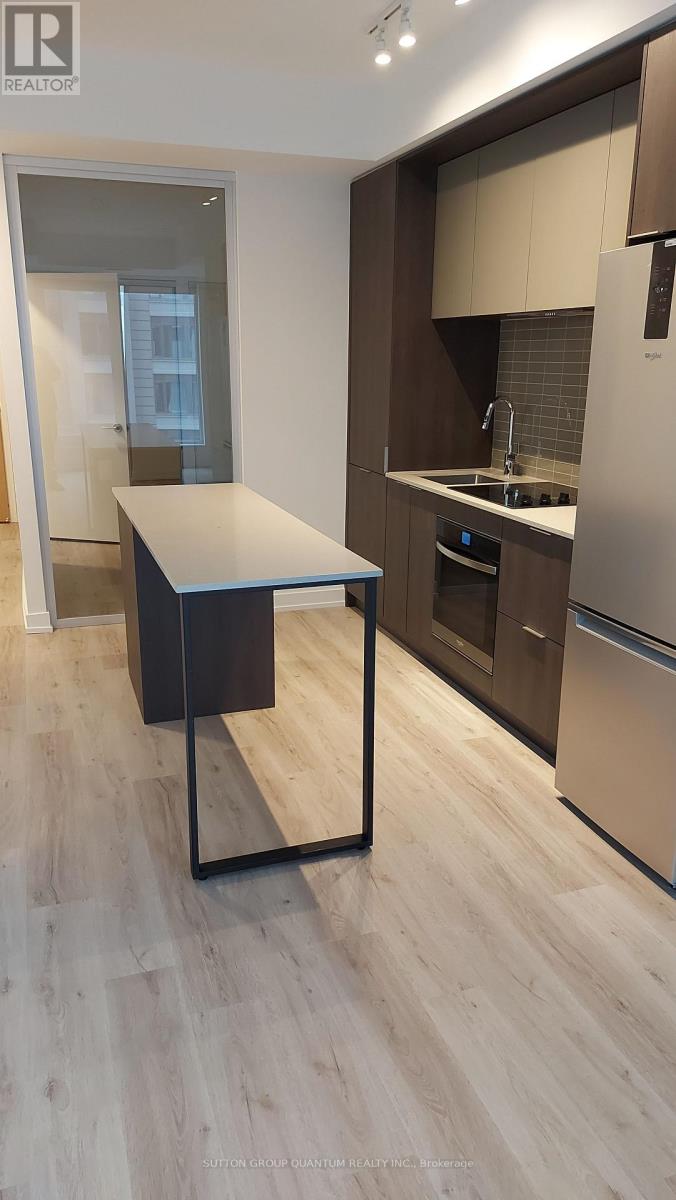 2407 - 395 Square One Drive, Mississauga, Ontario L5B 0P6 - Photo 5 - W12585198