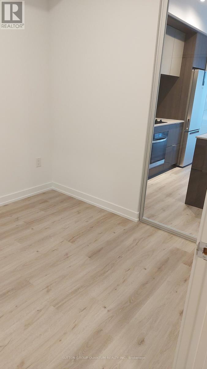 2407 - 395 Square One Drive, Mississauga, Ontario L5B 0P6 - Photo 8 - W12585198