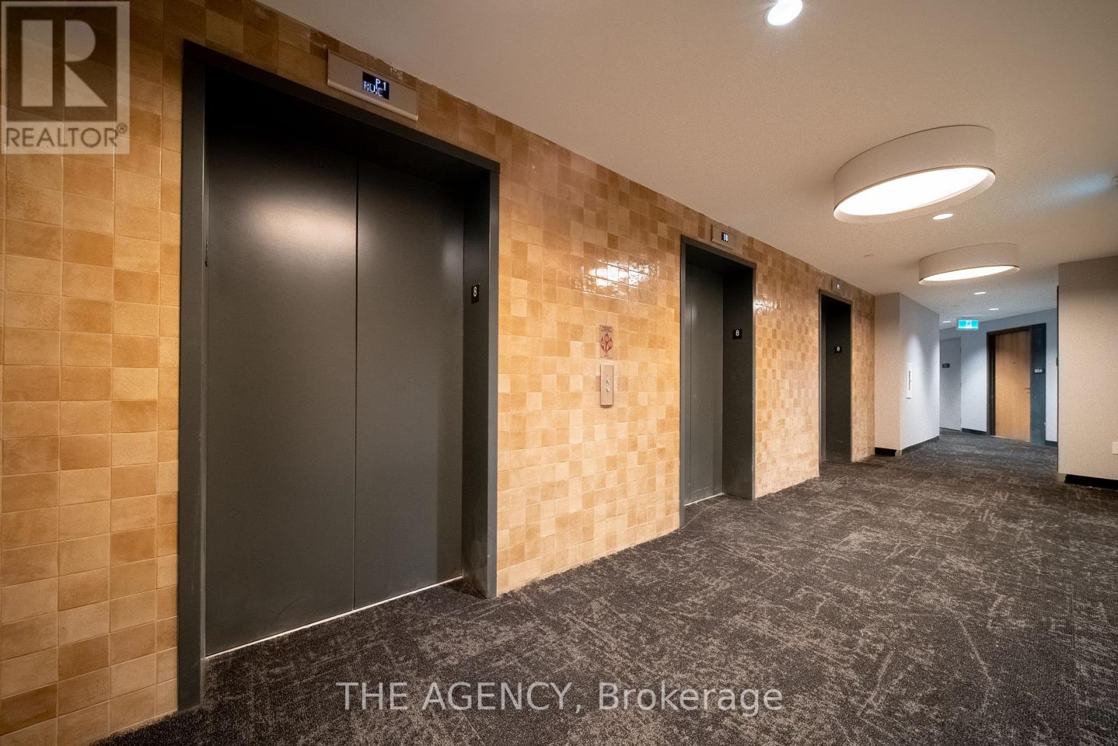 810 - 2495 Eglinton Avenue W, Mississauga, Ontario  L5M 2T2 - Photo 27 - W12585208