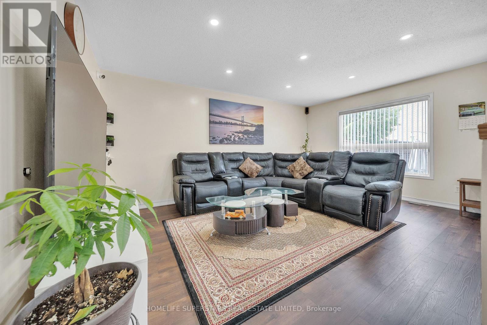 82 Jewel Crescent, Brampton, Ontario  L6R 2P4 - Photo 12 - W12585210