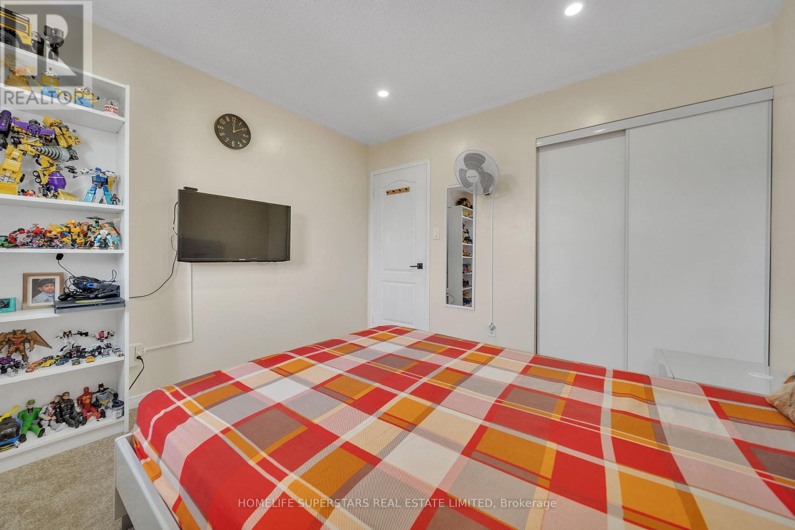 82 Jewel Crescent, Brampton, Ontario  L6R 2P4 - Photo 37 - W12585210