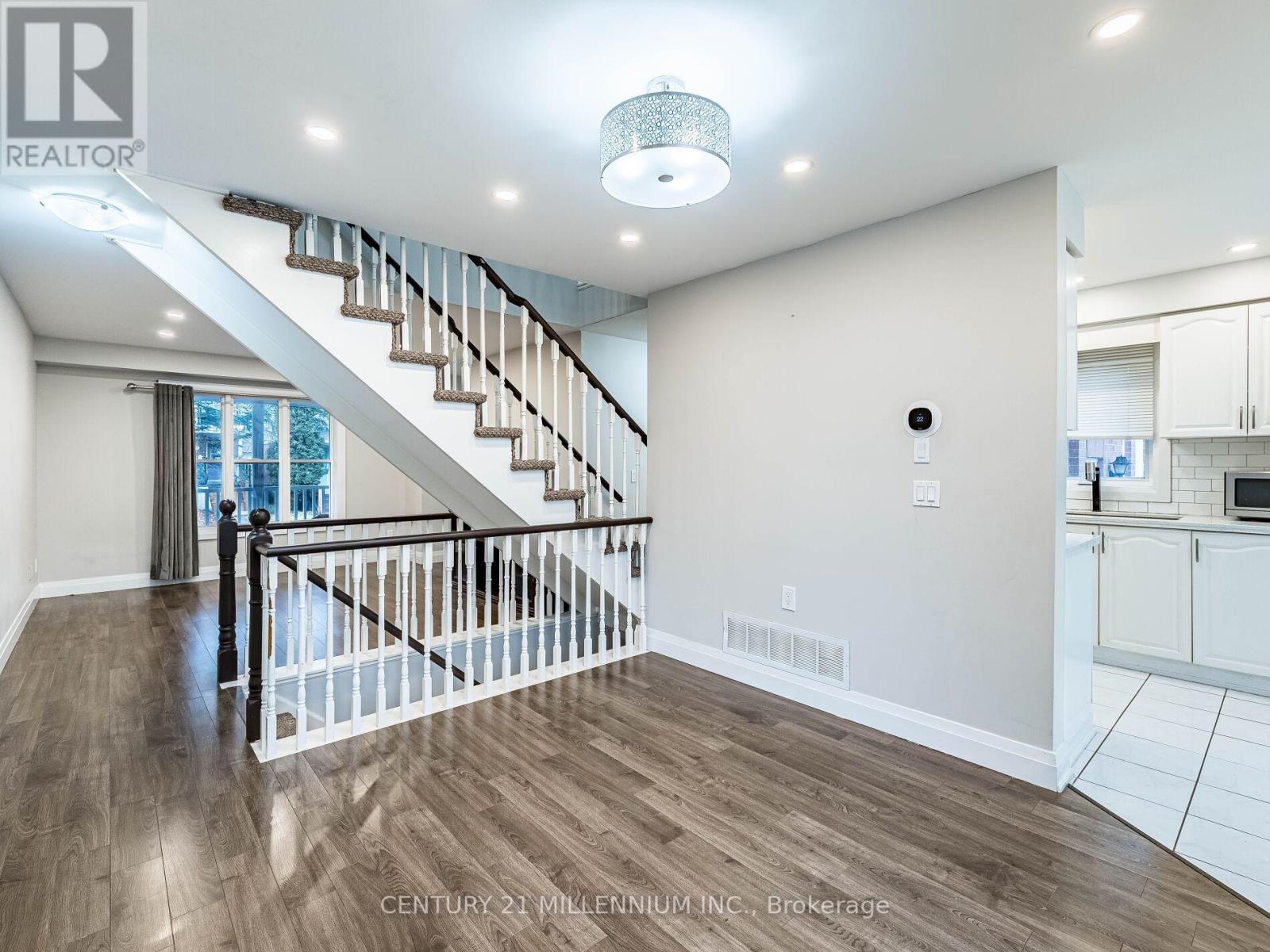 318 Elderberry Street, Orangeville, Ontario  L9W 4Z6 - Photo 12 - W12585236