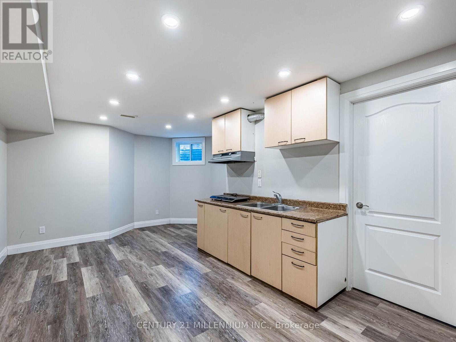 318 Elderberry Street, Orangeville, Ontario  L9W 4Z6 - Photo 39 - W12585236