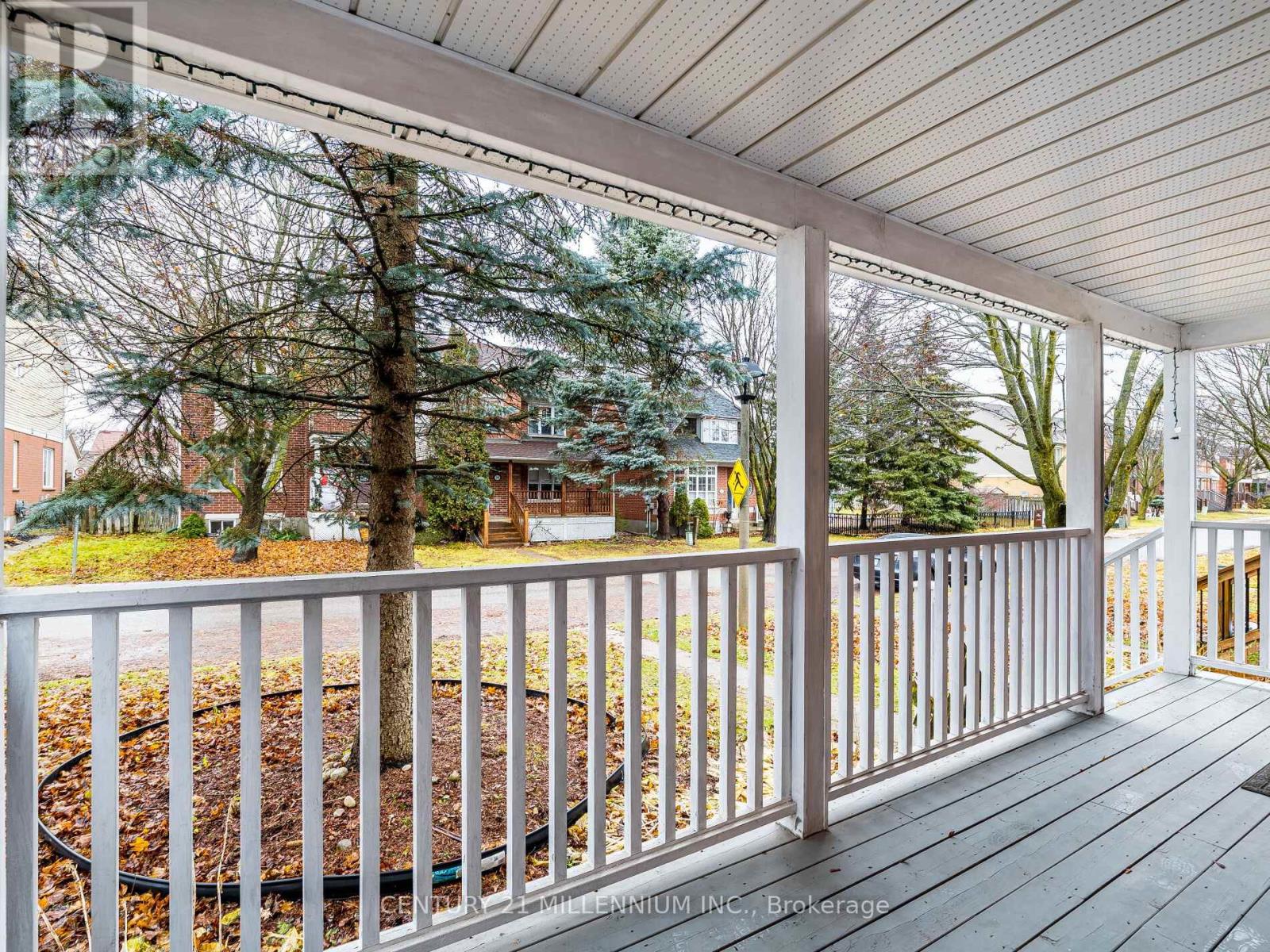 318 Elderberry Street, Orangeville, Ontario  L9W 4Z6 - Photo 5 - W12585236