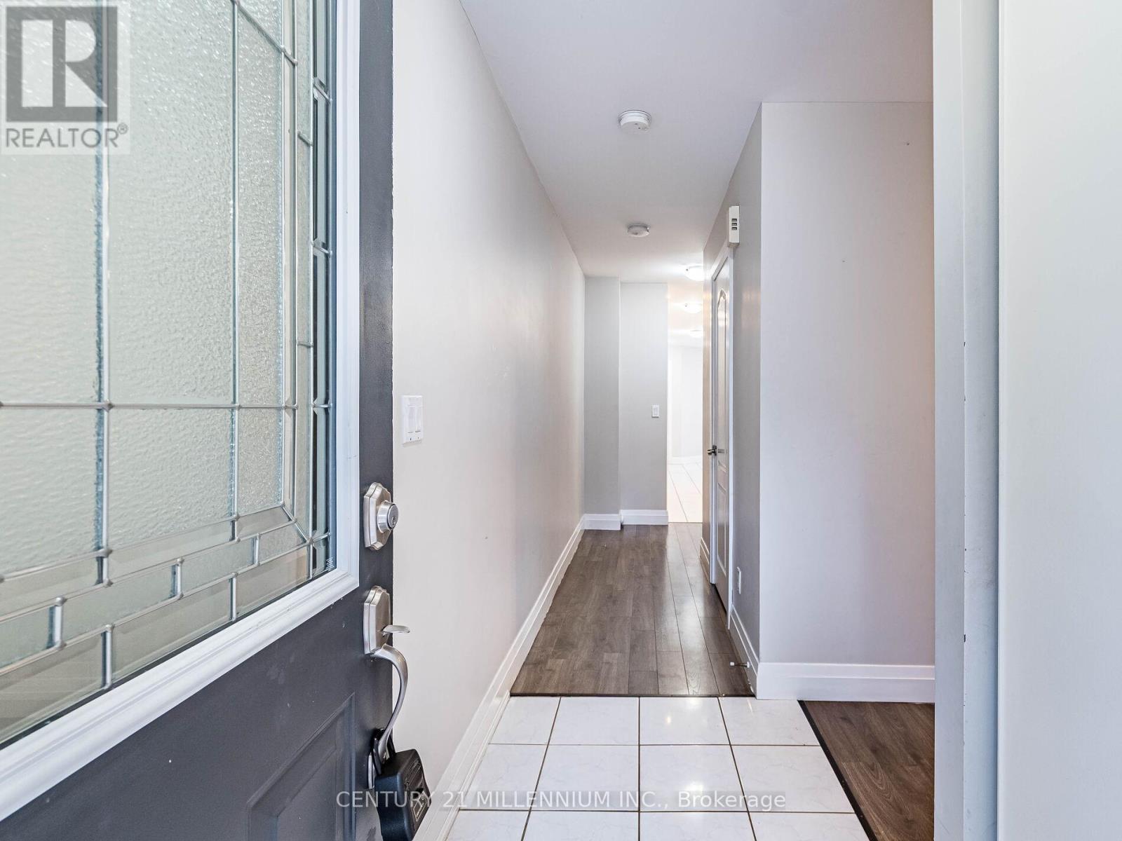 318 Elderberry Street, Orangeville, Ontario  L9W 4Z6 - Photo 6 - W12585236