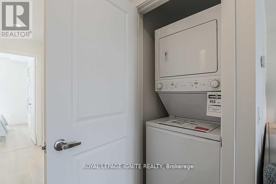 203 - 3058 Sixth Line, Oakville, Ontario  L6M 1P8 - Photo 19 - W12585268