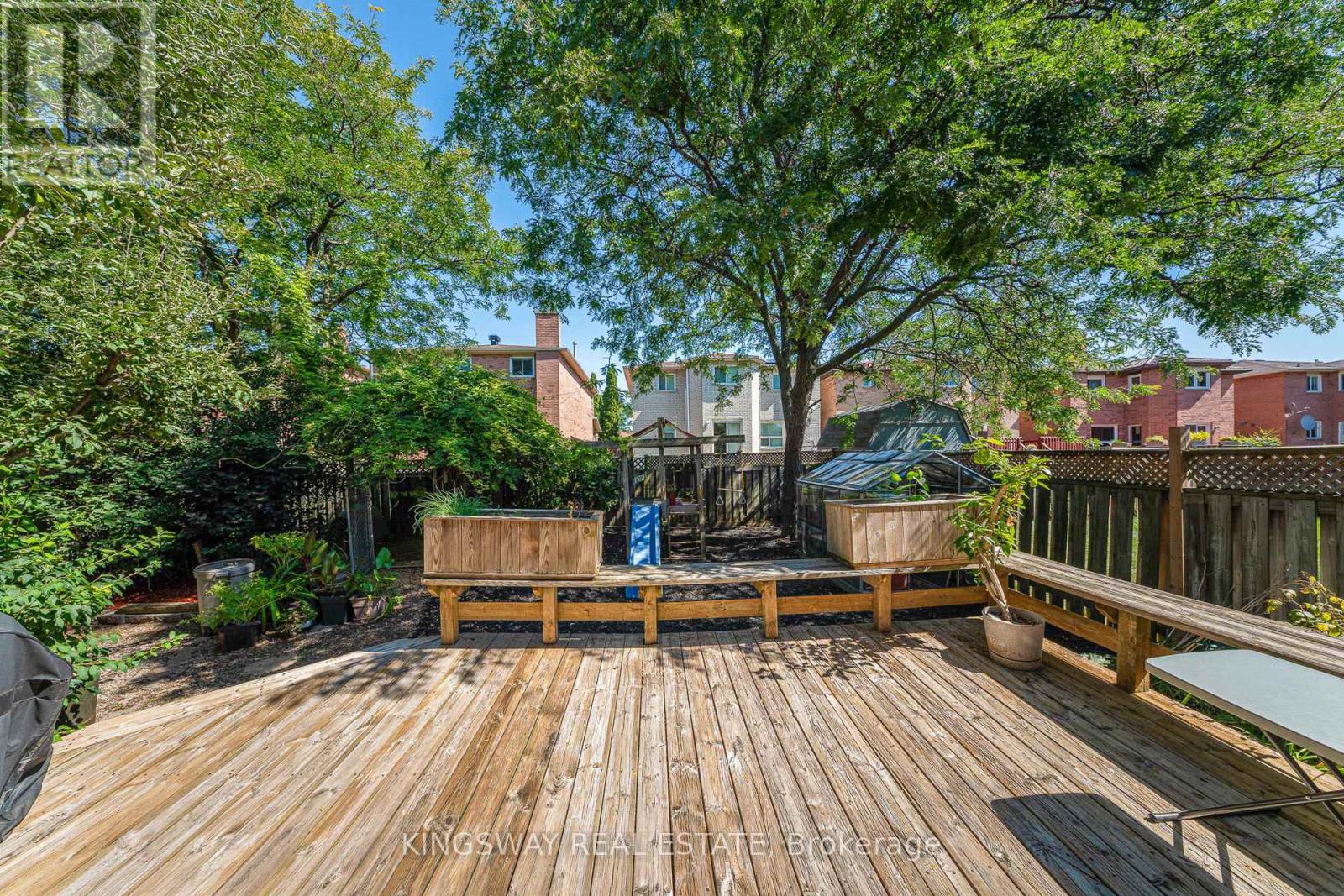 6059 Tillsdown Drive, Mississauga, Ontario  L5N 4M4 - Photo 20 - W12585274