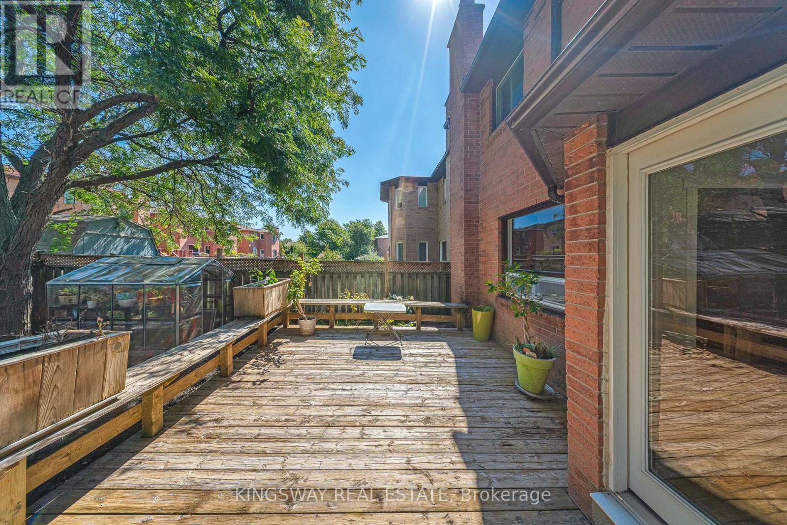 6059 Tillsdown Drive, Mississauga, Ontario  L5N 4M4 - Photo 21 - W12585274