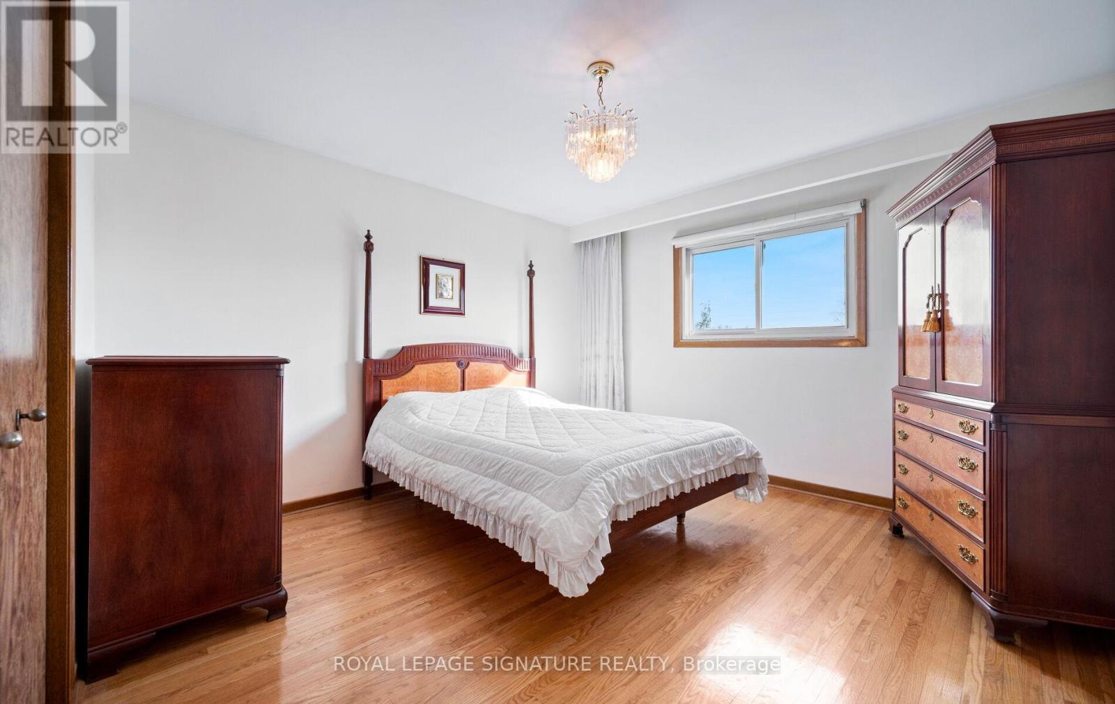 3912 Midhurst Lane, Mississauga, Ontario L4Z 1C7 - Photo 14 - W12585290