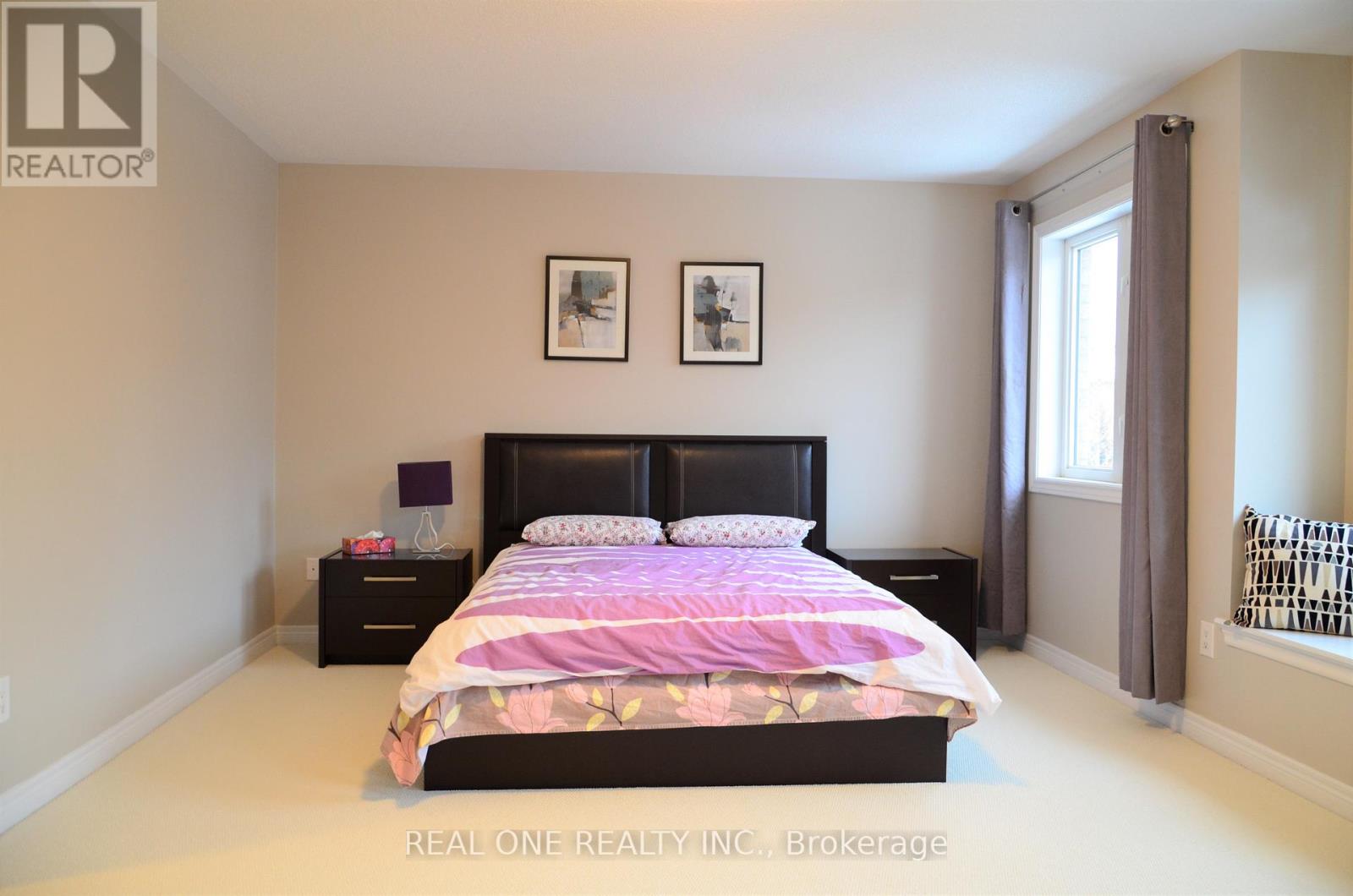 2412 Presquile Drive, Oakville, Ontario  L6H 0A7 - Photo 11 - W12585294