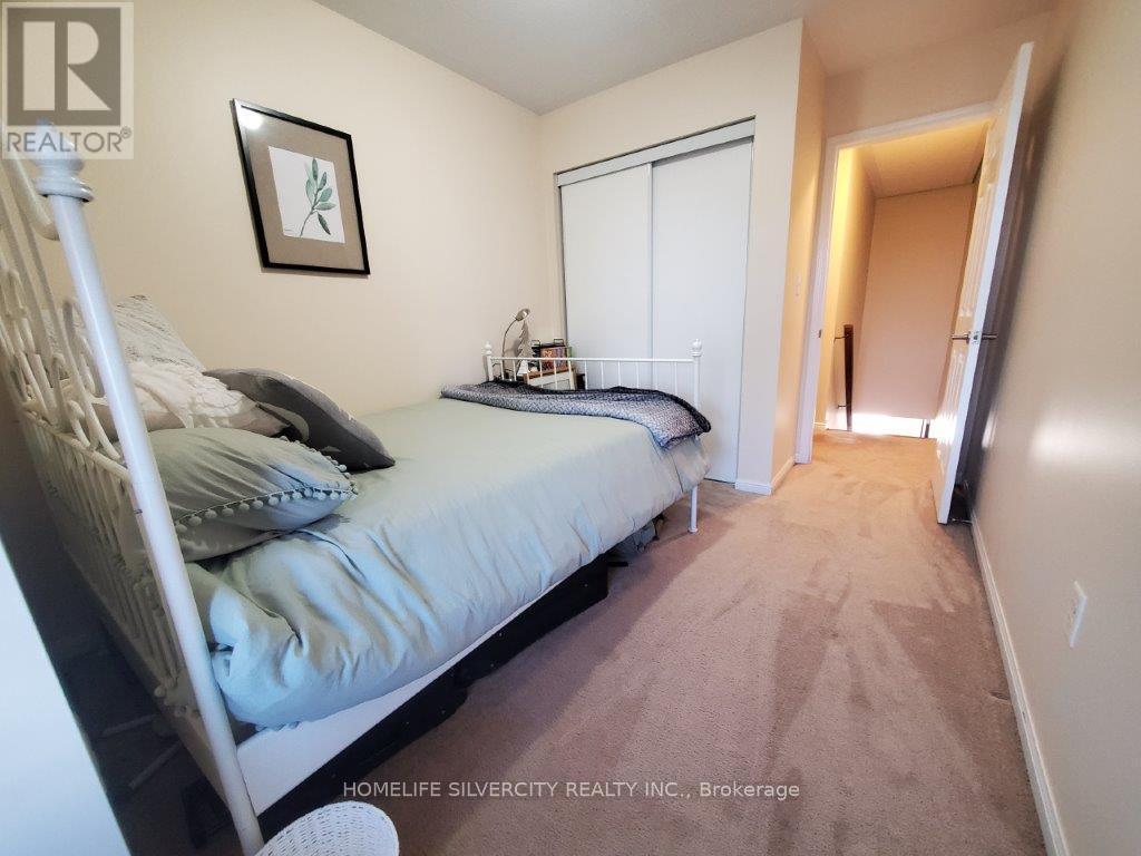 68 Lathbury Street, Brampton, Ontario  L7A 0R8 - Photo 15 - W12585316