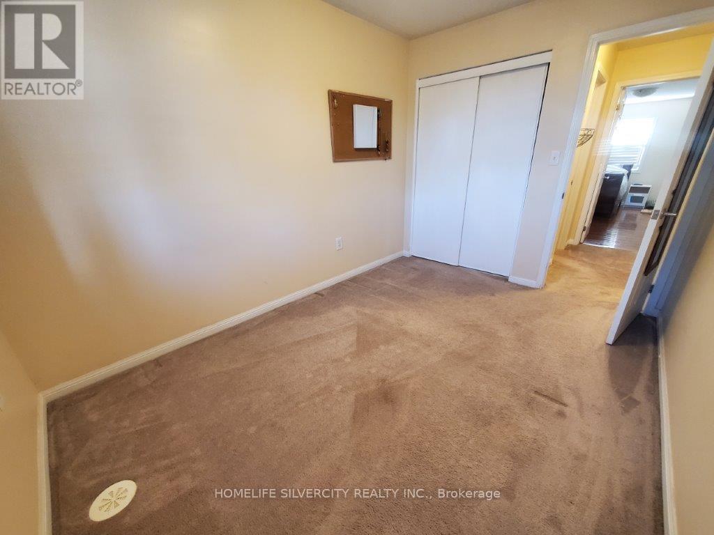 68 Lathbury Street, Brampton, Ontario  L7A 0R8 - Photo 18 - W12585316