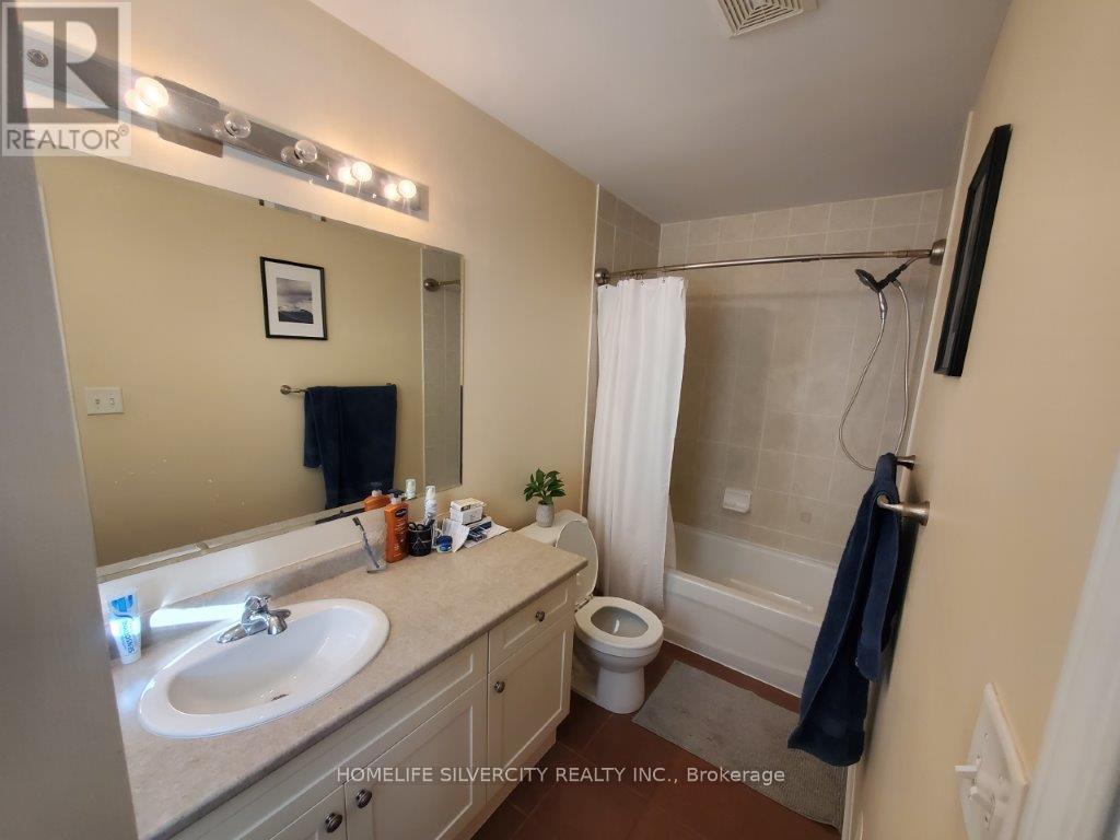 68 Lathbury Street, Brampton, Ontario  L7A 0R8 - Photo 21 - W12585316