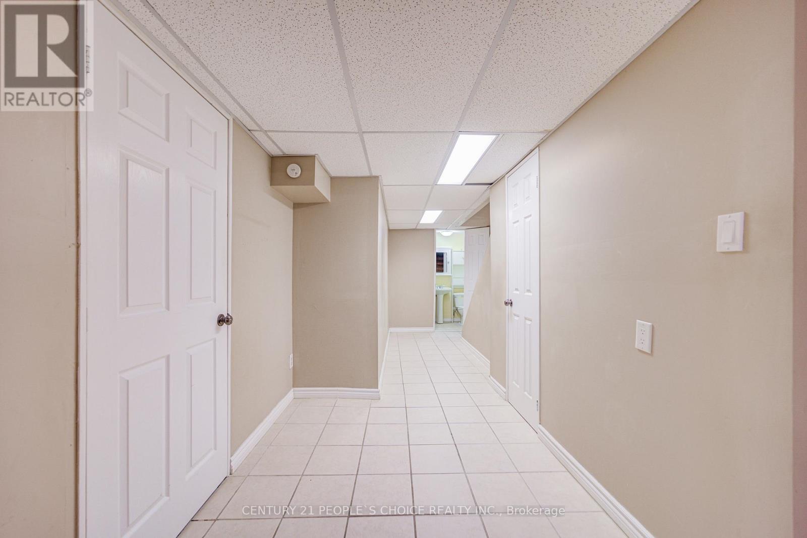 48 - 3025 Cedarglen Gate W, Mississauga, Ontario  L5C 2V7 - Photo 43 - W12585330