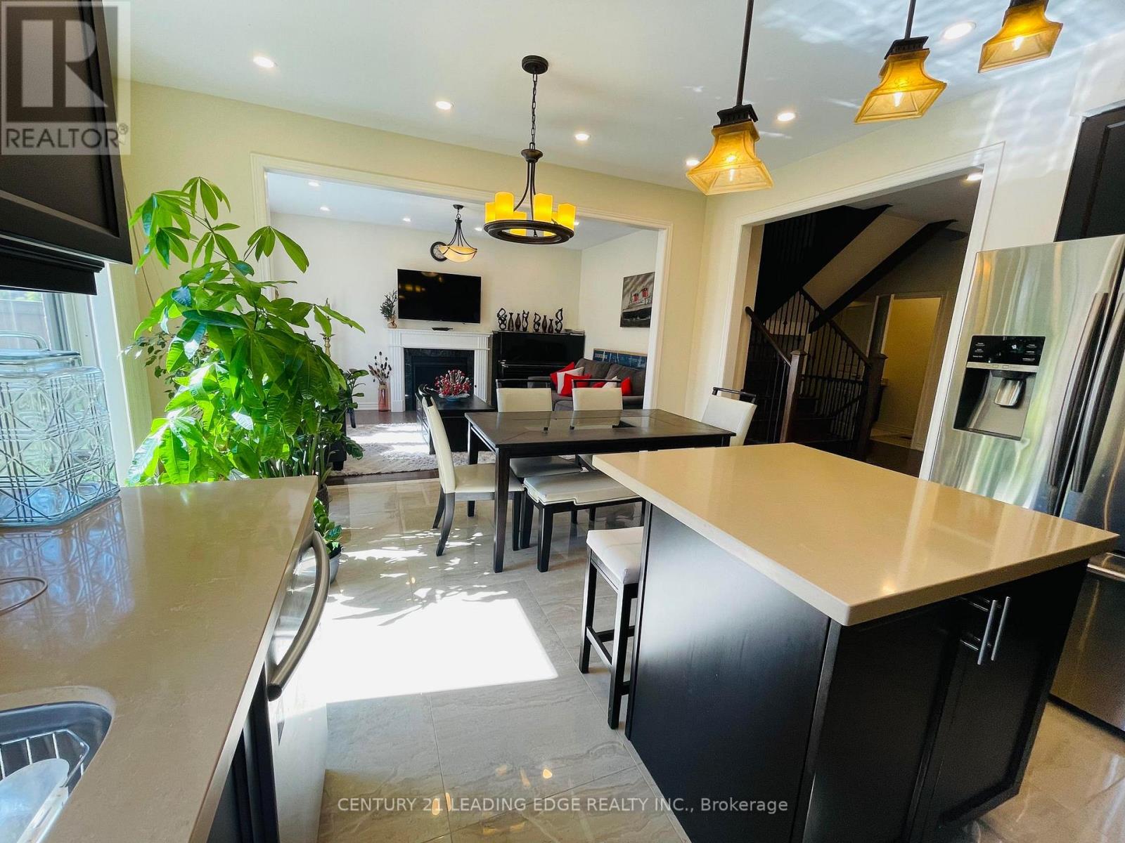 Upper - 40 Maple Trail Road, Caledon, Ontario  L7C 3Z7 - Photo 10 - W12585332