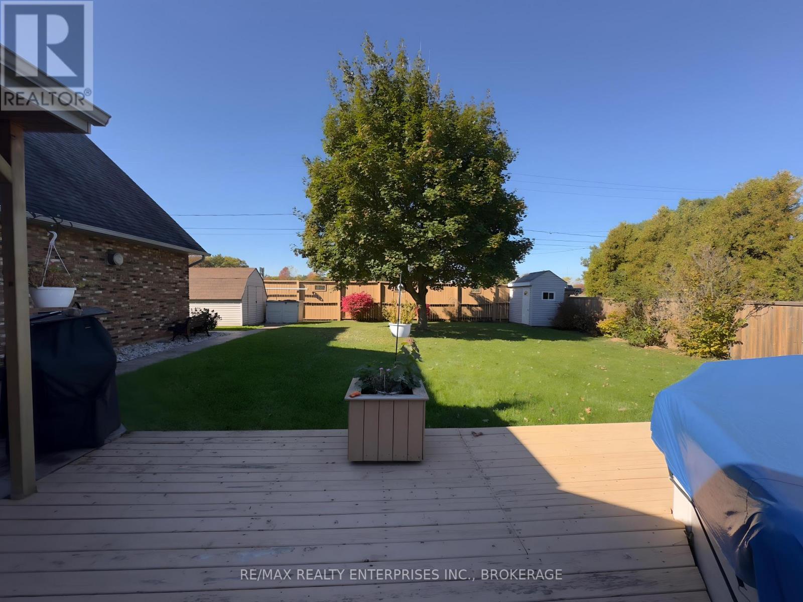 6 Vine Road, Grimsby, Ontario  L3M 5A2 - Photo 36 - X12585362