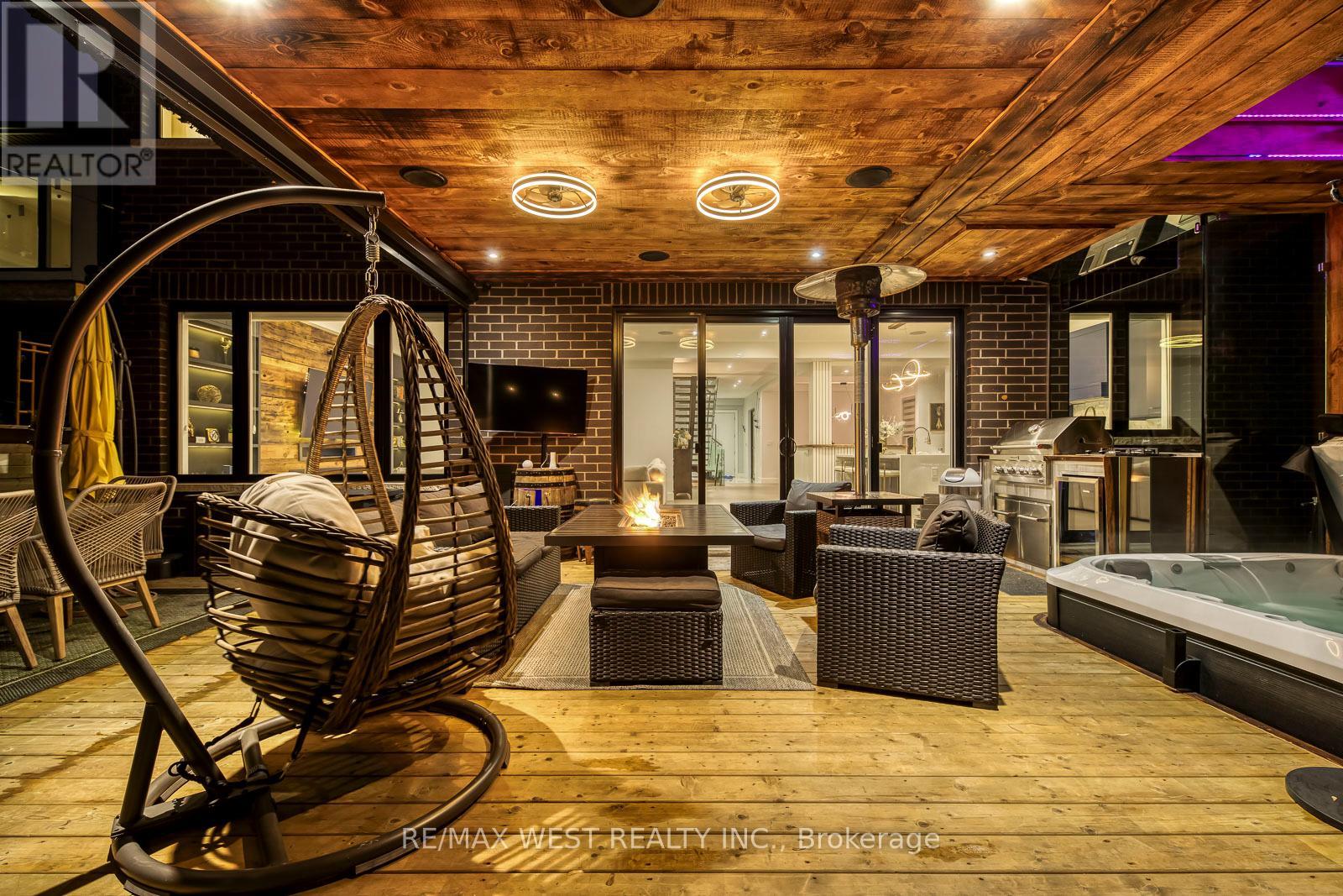 6 Creston Road, Toronto, Ontario  M6A 1J1 - Photo 48 - W12584644