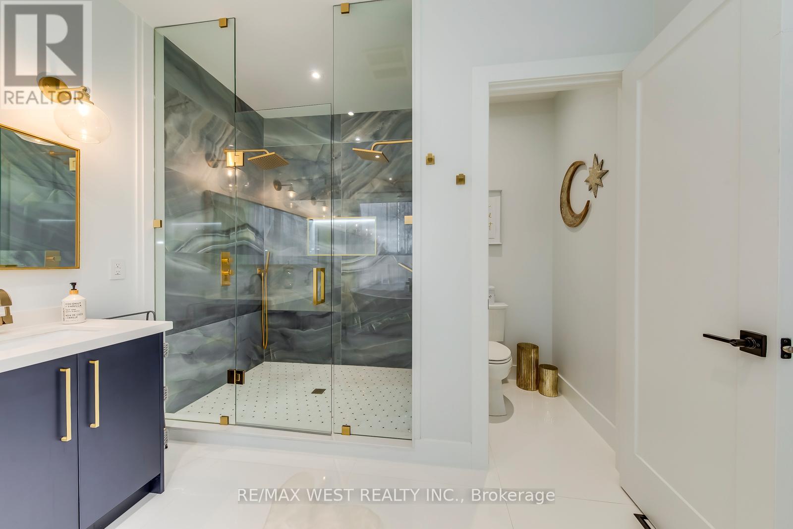 6 Creston Road, Toronto, Ontario  M6A 1J1 - Photo 28 - W12584644