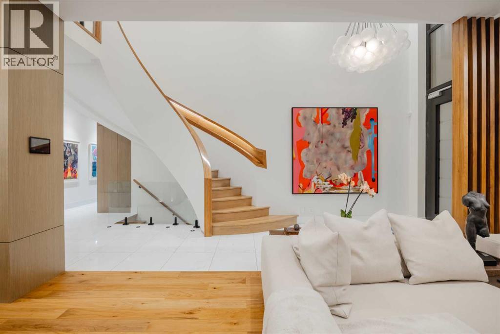 1111 16a Street Nw, Calgary, Alberta  T2N 2C9 - Photo 2 - A2232565