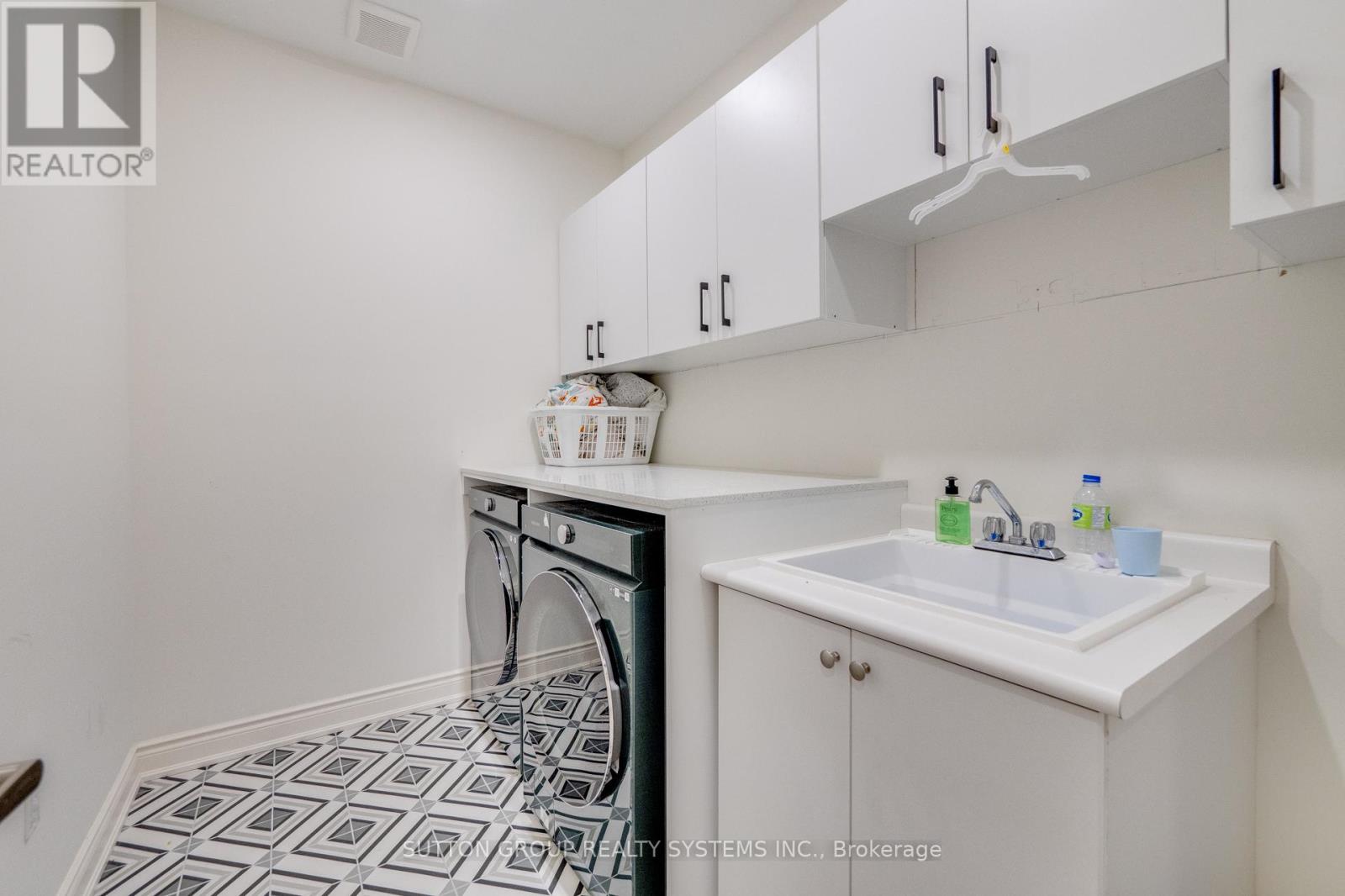 389 Humphrey Street, Hamilton, Ontario  L8B 1X5 - Photo 47 - X12585168