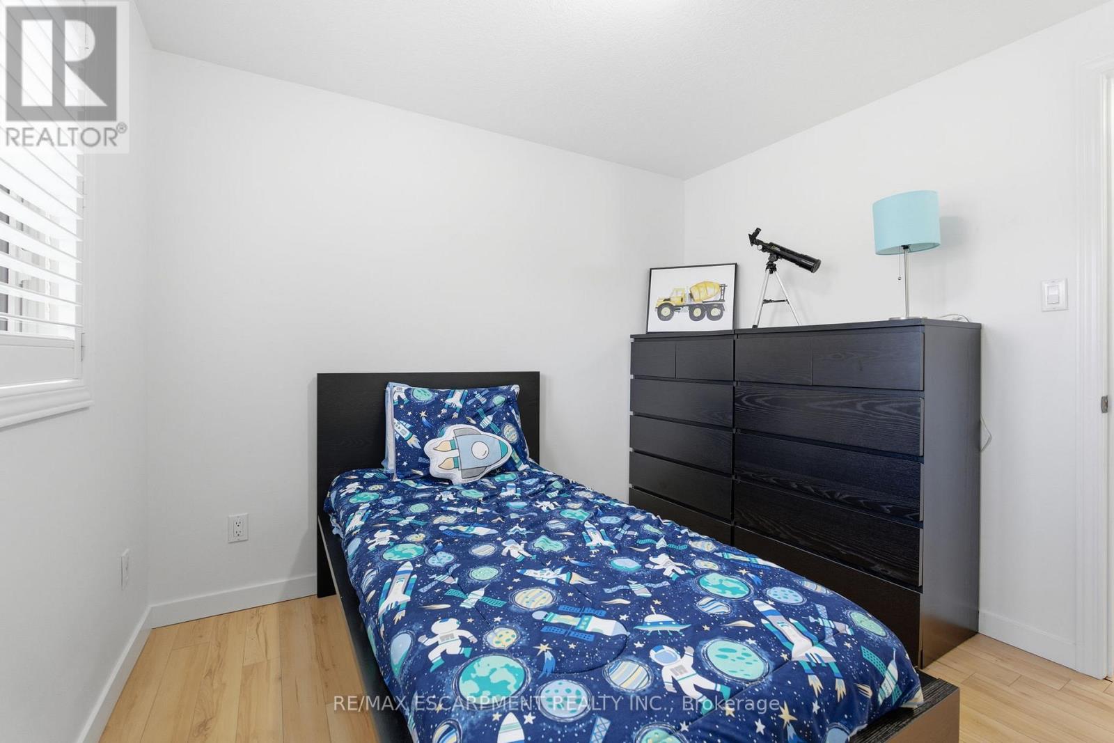 48 Alderson Drive, Cambridge, Ontario  N3C 4C4 - Photo 24 - X12585172