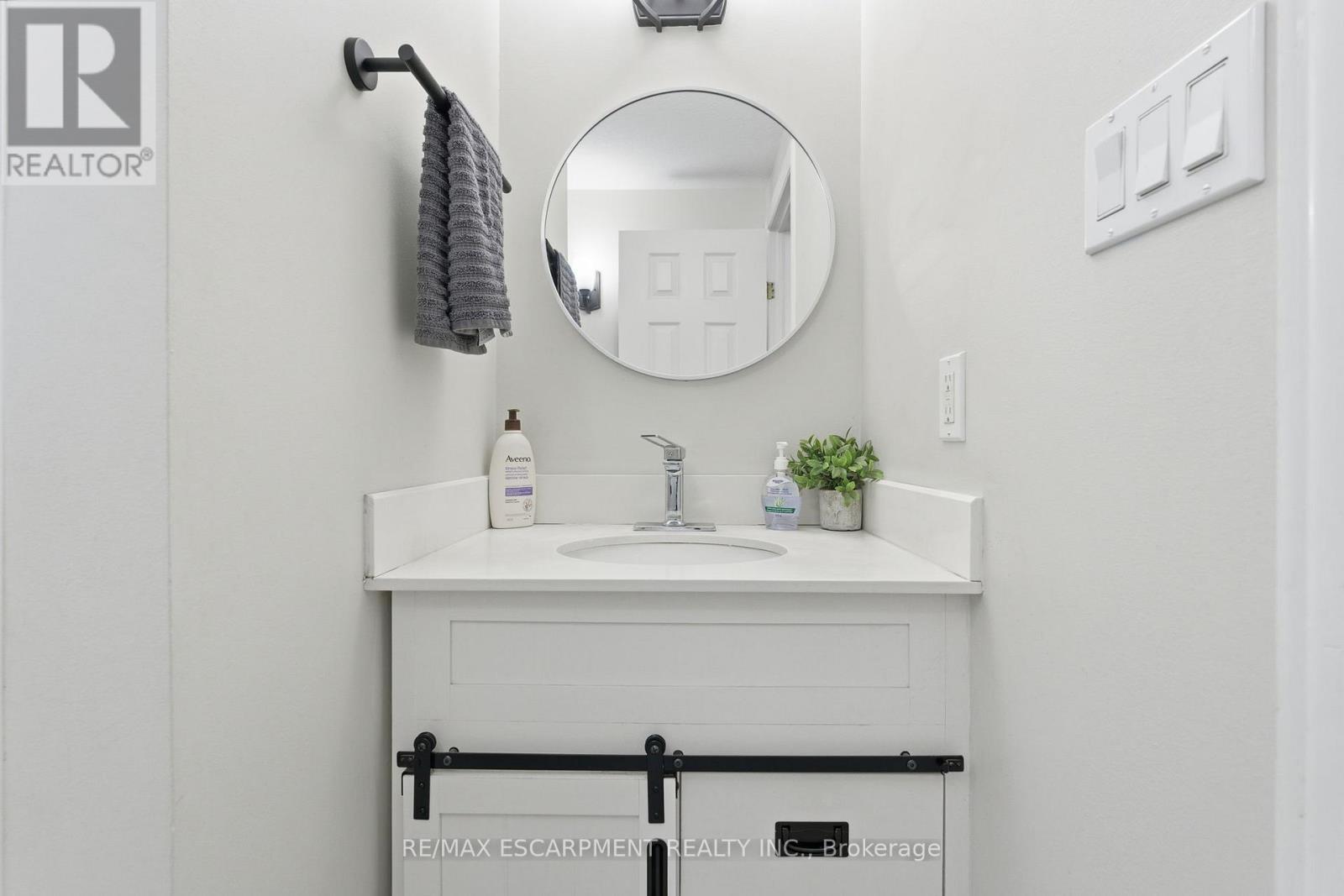 48 Alderson Drive, Cambridge, Ontario  N3C 4C4 - Photo 30 - X12585172