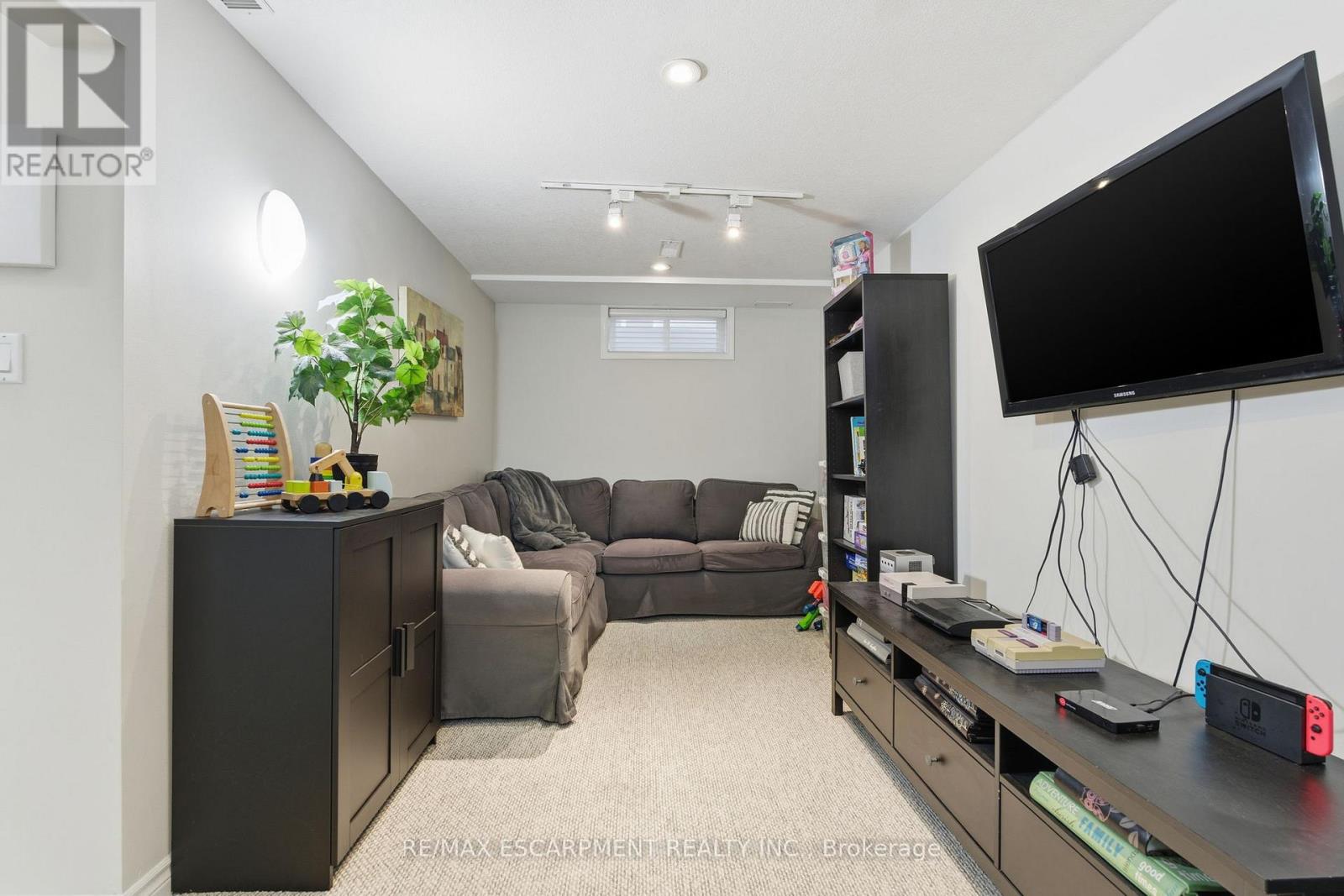 48 Alderson Drive, Cambridge, Ontario  N3C 4C4 - Photo 36 - X12585172