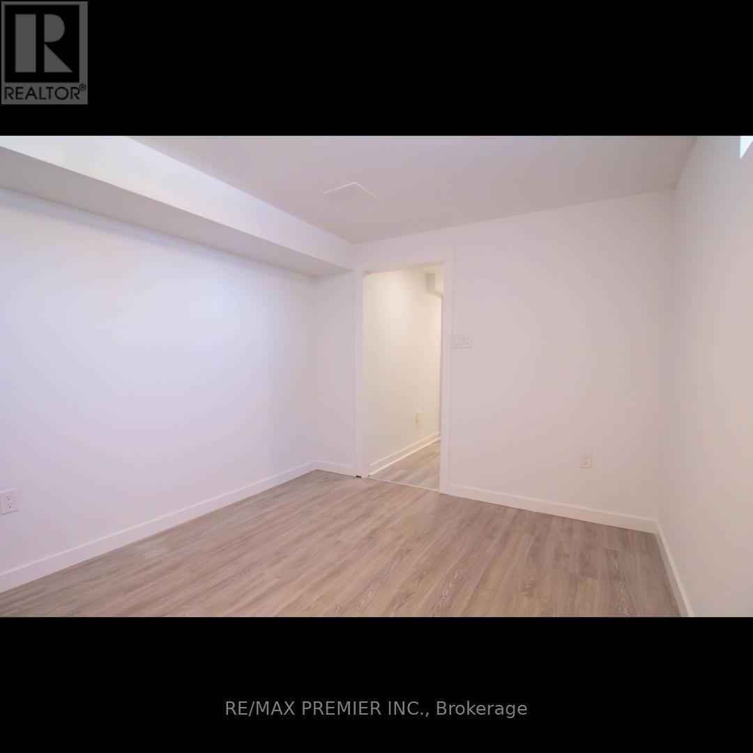 Bsmt - 12 Milton Road, St. Catharines, Ontario  L2P 3E8 - Photo 12 - X12585292