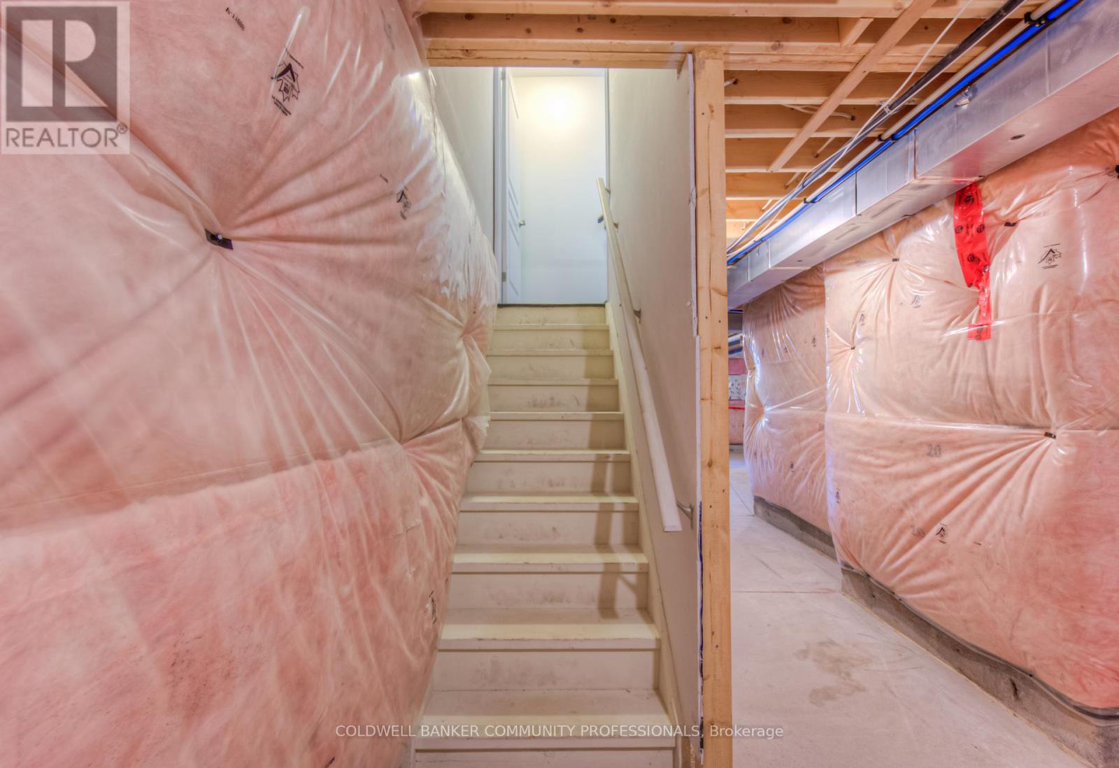 38 - 215 Dundas Street E, Hamilton, Ontario  L8B 0X1 - Photo 37 - X12585328